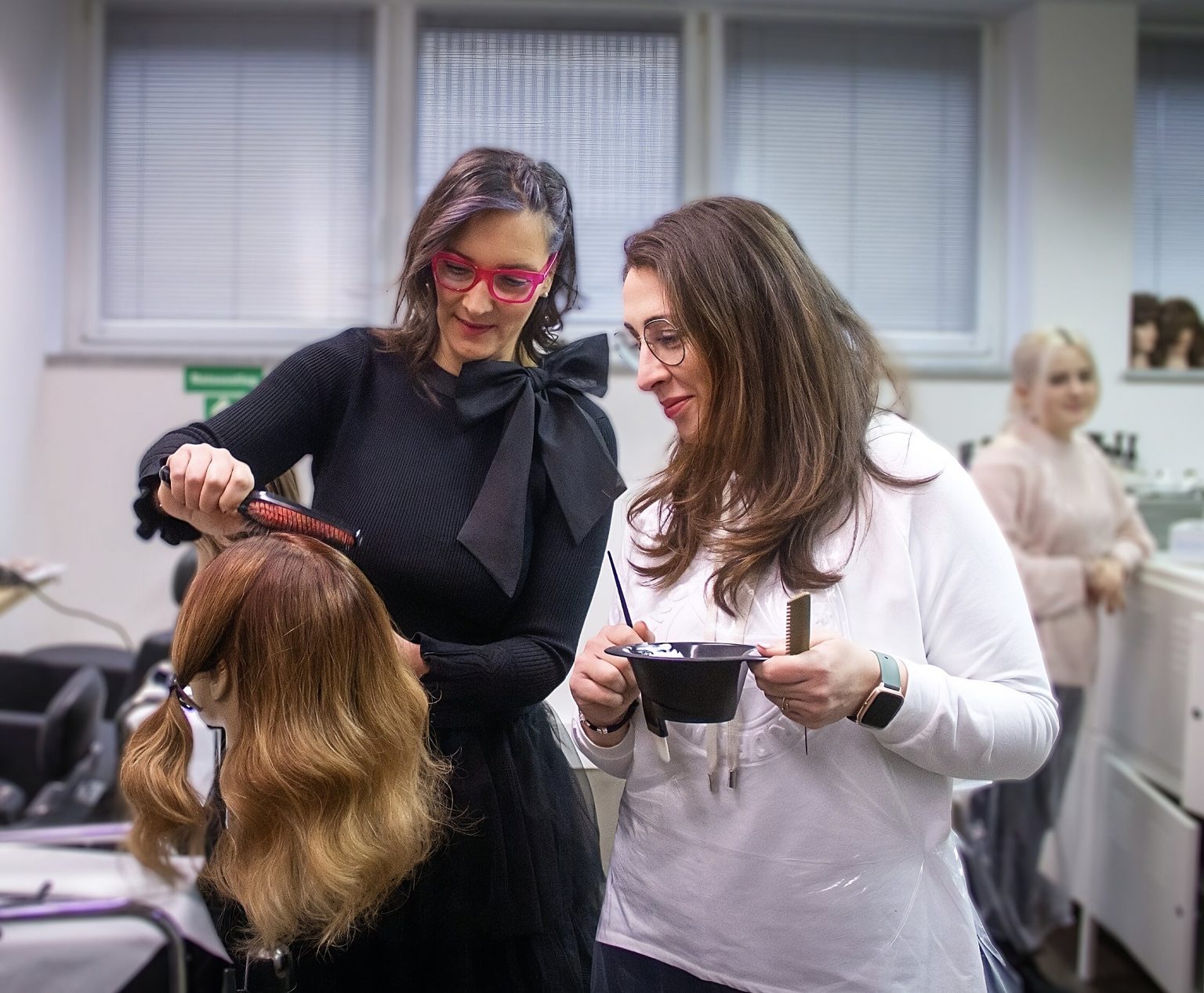 Friseurfachtrainerin und Dozentin